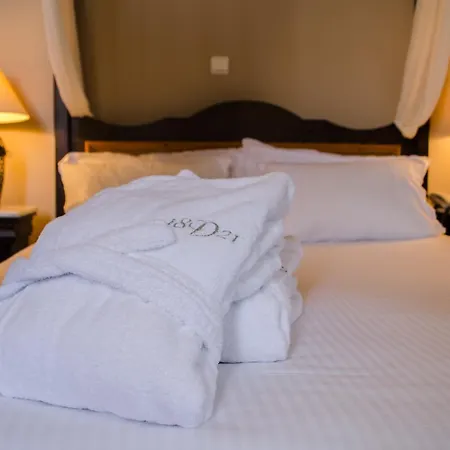 Hotel 1821 En Dolianis Ano Dholiana