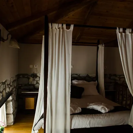 Hotel 1821 En Dolianis