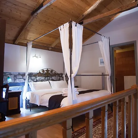 1821 En Dolianis Hotel 4*