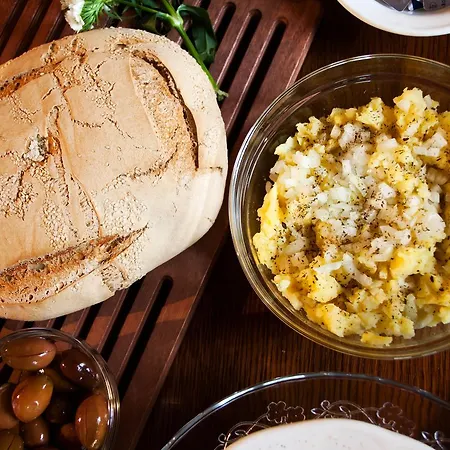 Hotel 1821 En Dolianis