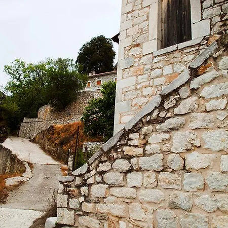 Hotel 1821 En Dolianis 4*